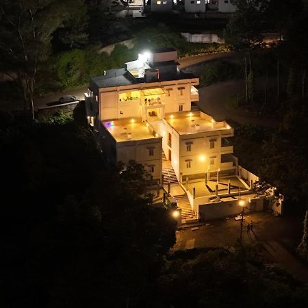 Hotel Peppers เยอร์โคด ภายนอก รูปภาพ