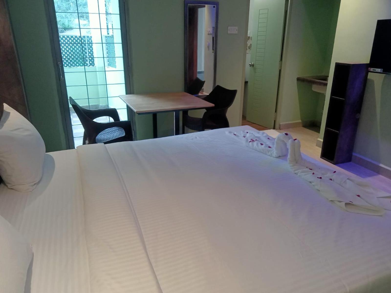 Hotel Peppers เยอร์โคด ภายนอก รูปภาพ