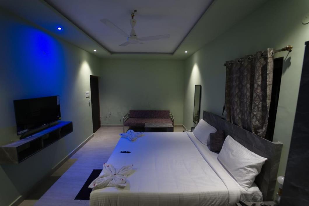 Hotel Peppers เยอร์โคด ภายนอก รูปภาพ