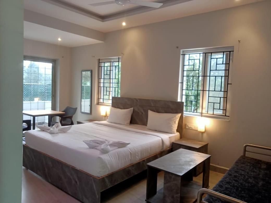 Hotel Peppers เยอร์โคด ภายนอก รูปภาพ